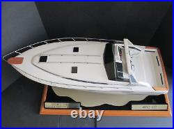 120 Scale Boat Sea Ray 460 EC Model Ship Brunswick Advertising Store Display