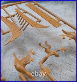 1/200 Scale Model Le Saint Louis Sailing Ship Heller 837 RARE VINTAGE