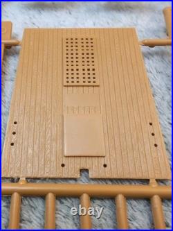 1/200 Scale Model Le Saint Louis Sailing Ship Heller 837 RARE VINTAGE