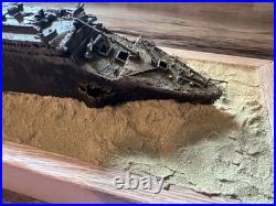 1/570 Titanic Bow Wreck Model With Wood Base 1/570 Titanic Bow Wreck Model With Wood Base