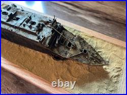 1/570 Titanic Bow Wreck Model With Wood Base 1/570 Titanic Bow Wreck Model With Wood Base