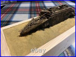 1/570 Titanic Bow Wreck Model With Wood Base