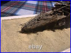 1/570 Titanic Bow Wreck Model With Wood Base