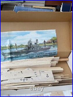 55 USS Missouri Sterling Model 55 1/2. Missing Parts. No Motor. WithFiberglass Hull