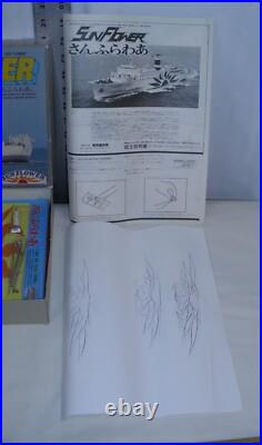 Arii Sunflower Cruise Ship Motorized Model Kit 1500 Boxed