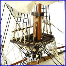 Artesania Latina HMS Endeavour 165 Model Boat Ship Kit 22520 Artesania Latina HMS Endeavour 165 Model Boat Ship Kit 22520