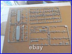 Gallery 1/350 USS Wasp LHD 1 USN Amphibious Assault Ship-TAKE A CHANCE ON ME