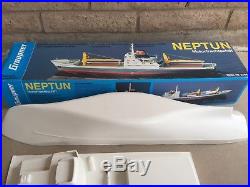 Graupner Model Kit #2144 Neptun Cargo Motor Ship / Container Ship