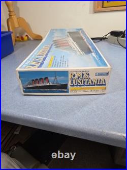 Gunze Sangyo 1/350 RMS Lusitania British Passenger Ship Deluxe Scale Model Kit