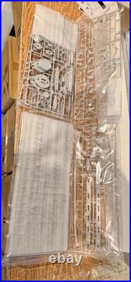 Hobby Boss Japanese Battleship Mikasa 1902 Model Kt 82002 US Seller Parts Sealed