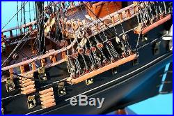Large Authentic Fleet Classics Pirates Of The Caribbean Black Pearl Replica Ship
