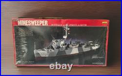 Lindberg US Navy Motorized Minesweeper 1/125 Factory Sealed Motor Included Model Lindberg US Navy Motorized Minesweeper 1/125 Factory Sealed Motor Included Model