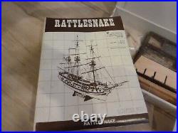 Mamoli MV36 1/64 Scale Rattlesnake American 18th Century Privateer model kit