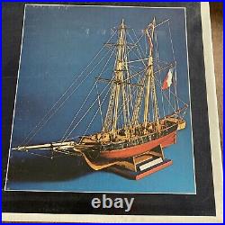 NEW Corel Toulonnaise Model Ship Italy 175 Scale