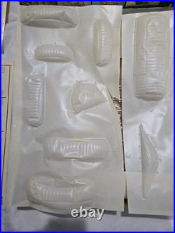 RARE Vtg 1970's Heller Preussen Ship Boat Model Kit N813 Inside Factory Sealed