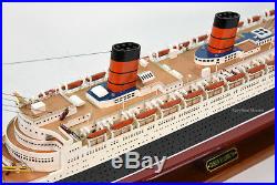 RMS Queen Elizabeth Cunard Line Ocean Liner Wooden Ship Model 39