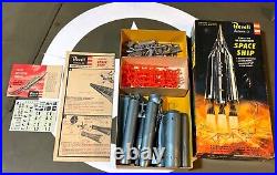 Rare 1957 Revell Authentic Kit XSL-01 Manned Space Ship