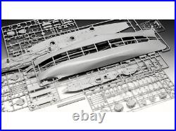 Revell 05171 British Legends HMS Dreadnought Ship Plastic Scale Model 1350 NEW