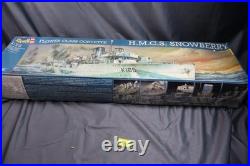 Revell 1/72 HMCS SNOWBERRY Flower Class Corvette Model #05061 Kit SEALED