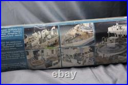 Revell 1/72 HMCS SNOWBERRY Flower Class Corvette Model #05061 Kit SEALED