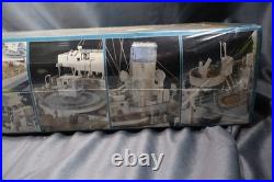 Revell 1/72 HMCS SNOWBERRY Flower Class Corvette Model #05061 Kit SEALED Revell 1/72 HMCS SNOWBERRY Flower Class Corvette Model #05061 Kit SEALED