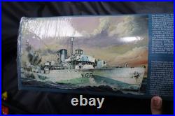 Revell 1/72 HMCS SNOWBERRY Flower Class Corvette Model #05061 Kit SEALED
