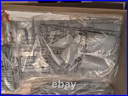 Revell Pirate Ship 05605 1/72 scale, 896 pieces, model ship kit, sailboat model