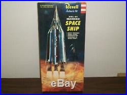 Revell Scale XSL-01 Manned Space Ship, Kit #H-1800198