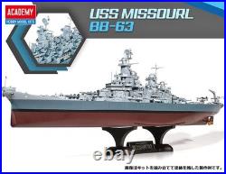 Scale Model Battle Ships & Aircraft Carrier Kits (1/400 BB-63 Missouri)