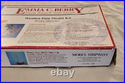 Ship Model Emma C. Berry Sloop-rigged Well smack Kit 2150 Model shipways