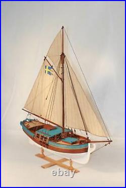 Sweden Yacht Sail Boat Scale 124 21 540 mm Wood Ship Model kit Shi cheng