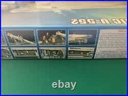 TRUMPETER SCALE MODELS 1/48 GERMAN DKM TYPE VIIC U552 U-BOAT With48 FIGURES 6801