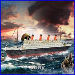 Titanic Model Kit with 1021 Building Blocks