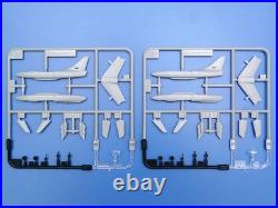 Trumpeter 5605 US Aircraft Carrier Nimitz 1975 1/350 Scale Plastic Model Kit