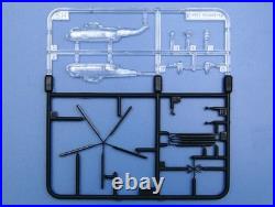 Trumpeter 5605 US Aircraft Carrier Nimitz 1975 1/350 Scale Plastic Model Kit Trumpeter 5605 US Aircraft Carrier Nimitz 1975 1/350 Scale Plastic Model Kit
