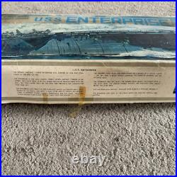 USS ENTERPRISE LIFE-LIKE Hobby Kits B243 (1972) Model Vintage Aircraft Carrier