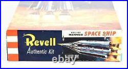 VINTAGE 1957 Revell 196 XSL-01 Manned Space Ship Model Kit #H-1800-198NEW OB