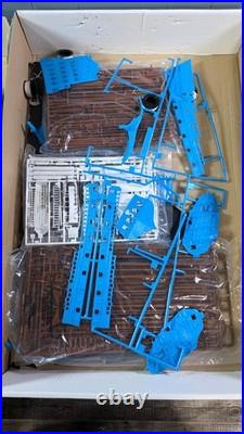 Vintage Heller 1.100 Le Soleil Royal Model Ship Kit 80899