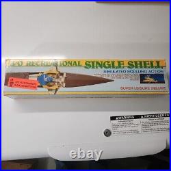 Vtg Model B/o Recreational Toy Battery Operated Sculling Single Shell Rare Oars
