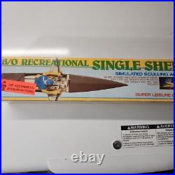 Vtg Model B/o Recreational Toy Battery Operated Sculling Single Shell Rare Oars