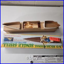 Vtg Model B/o Recreational Toy Battery Operated Sculling Single Shell Rare Oars