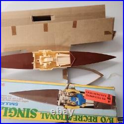 Vtg Model B/o Recreational Toy Battery Operated Sculling Single Shell Rare Oars